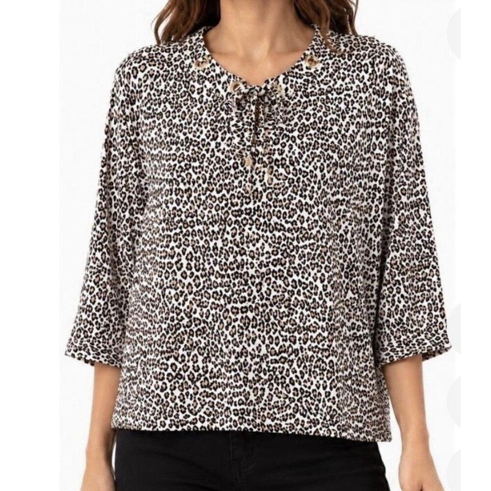 Chico’s Leopard Print Tie Neck V-Neck wide shirt Sleeve Blouse Top Size 3